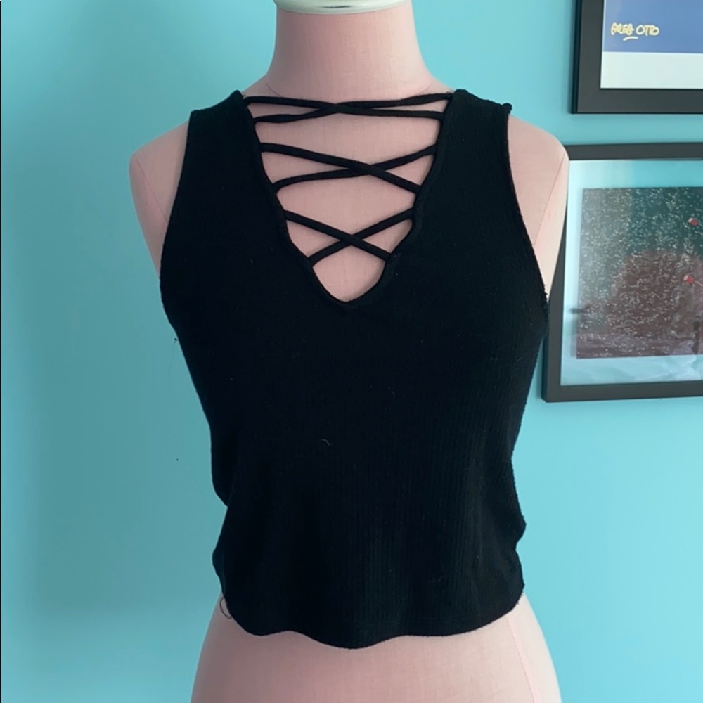 black crop top